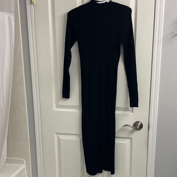 Wilfred Classic Black Knit Long Sleeve Dress Mock Neck High Thigh Slit Sz M - Picture 5 of 15